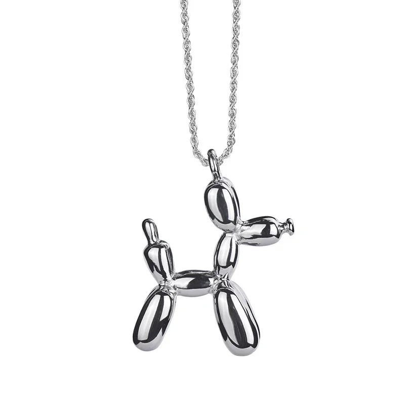 Collier chien avec ballon – Bijou ludique pour femme avec pendentif animal en look doré