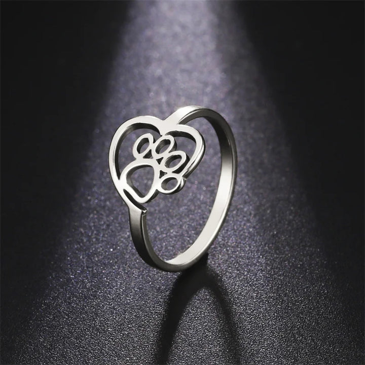 Bague en acier inoxydable avec cœur et patte pour les passionnés d'animaux