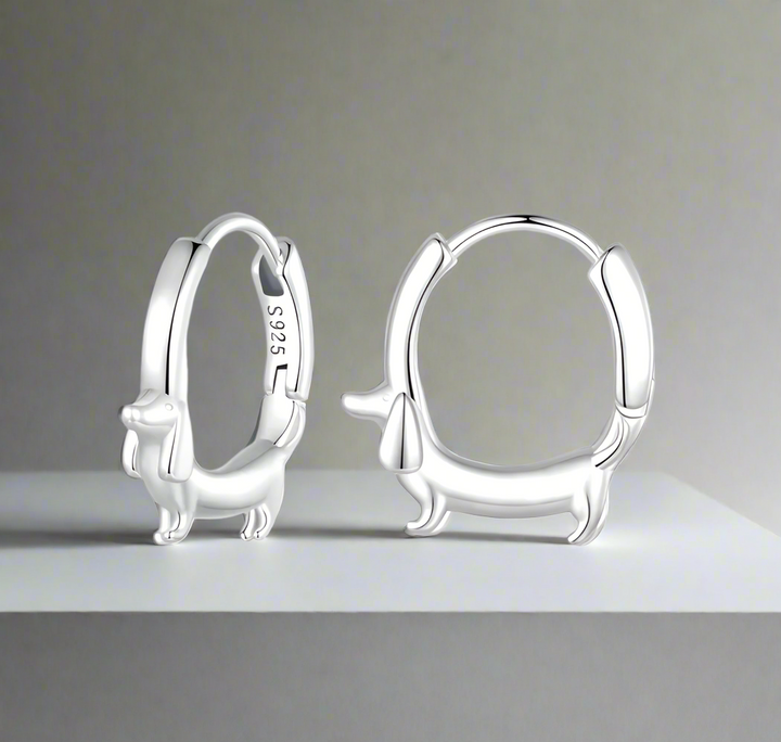 Boucles d'oreilles cercle avec teckel en argent 925
