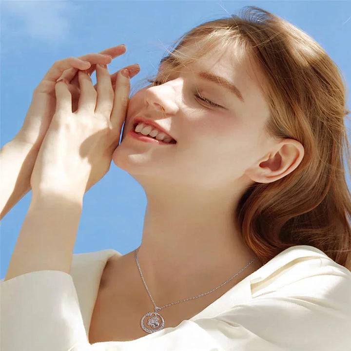 Collier mignon en argent 925 avec patte de chien et zirconia